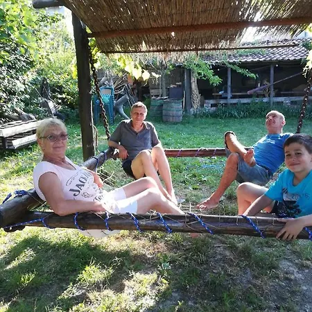 Art Capitain 3* Sinemoretz