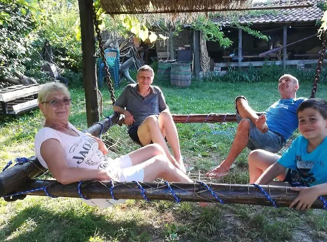 Art Capitain 3* Sinemoretz